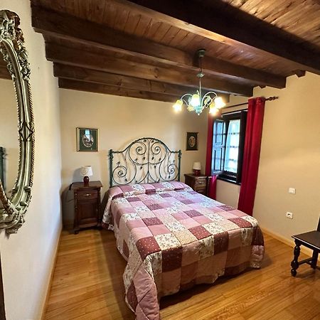 Apartamentos La Gloria Santillana del Mar Eksteriør billede