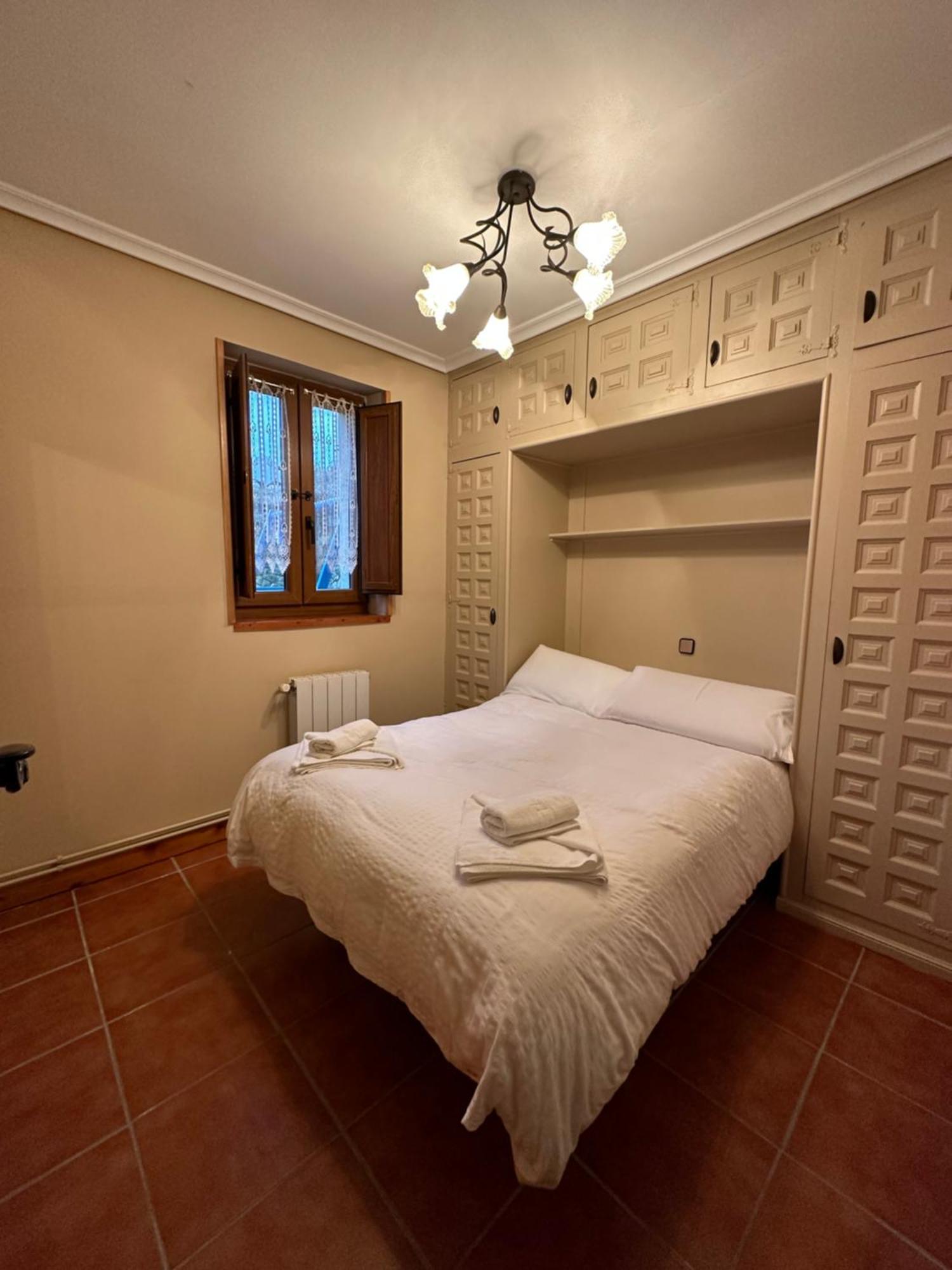 Apartamentos La Gloria Santillana del Mar Eksteriør billede