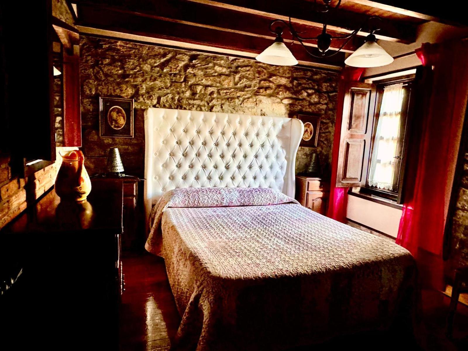 Apartamentos La Gloria Santillana del Mar Eksteriør billede