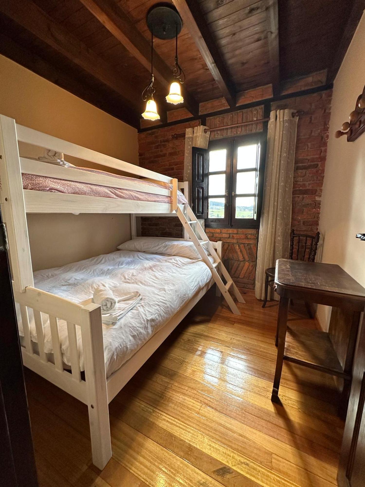 Apartamentos La Gloria Santillana del Mar Eksteriør billede